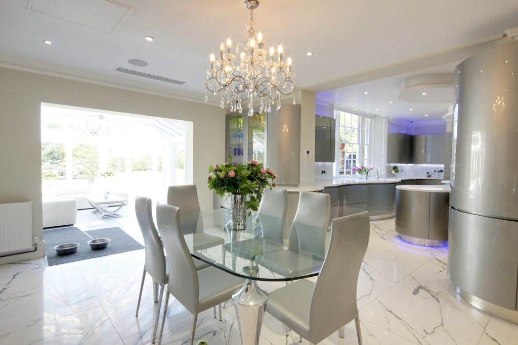 Additional image 6 of 9 bed detached house to rentHadley Green Road, Barnet EN5