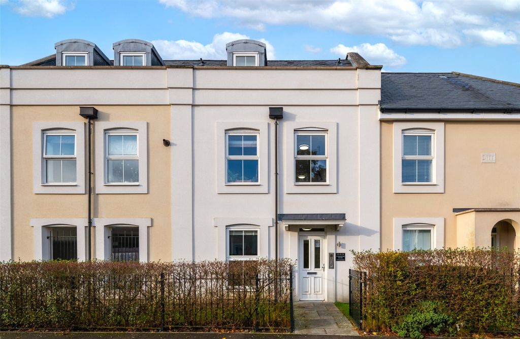 Property photo 2 of 11 Picture No. 23