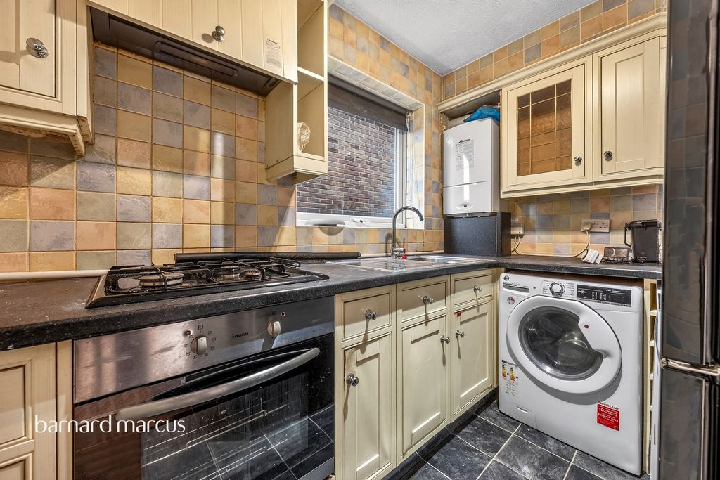 Property photo 2 of 7