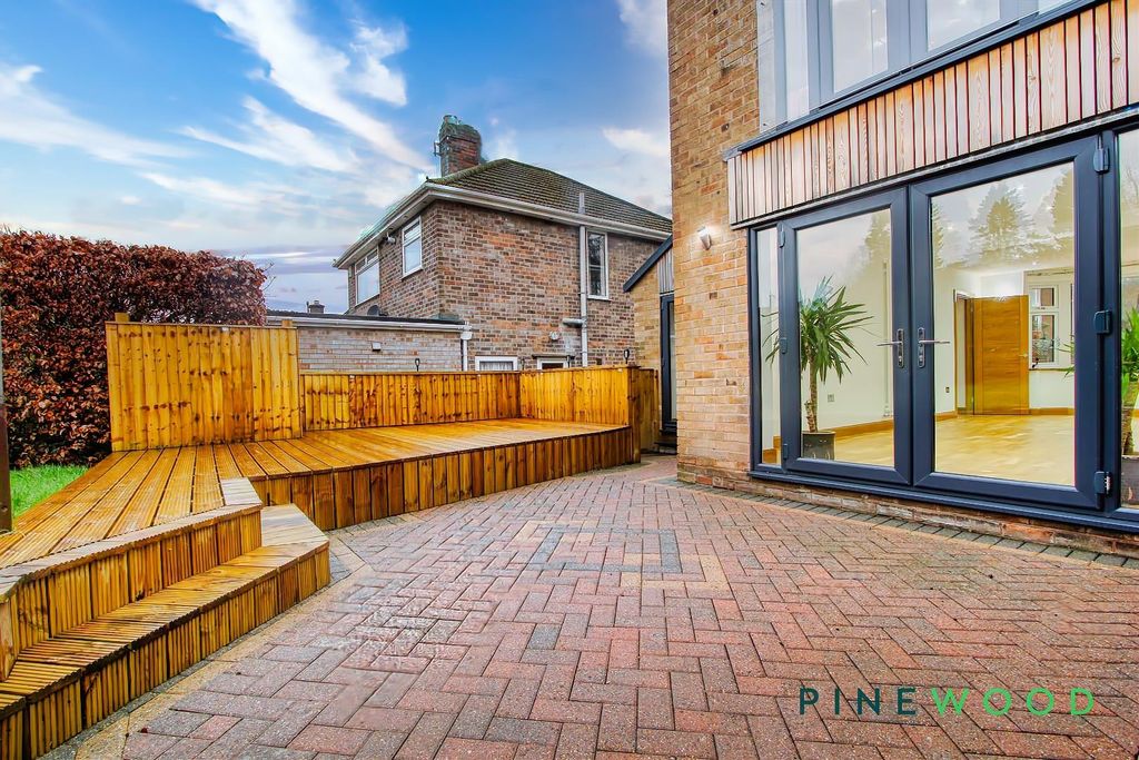 Property photo 3 of 41 Rear