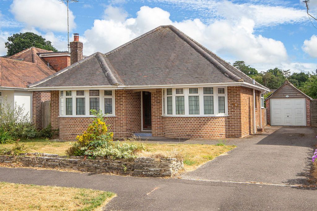 Property photo 1 of 10 External