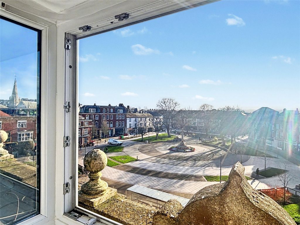 Property photo 2 of 19 View