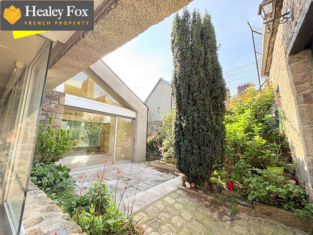 Property photo 2 of 18