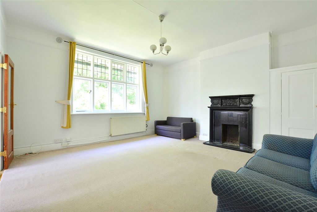 Property photo 2 of 17 Picture No. 03