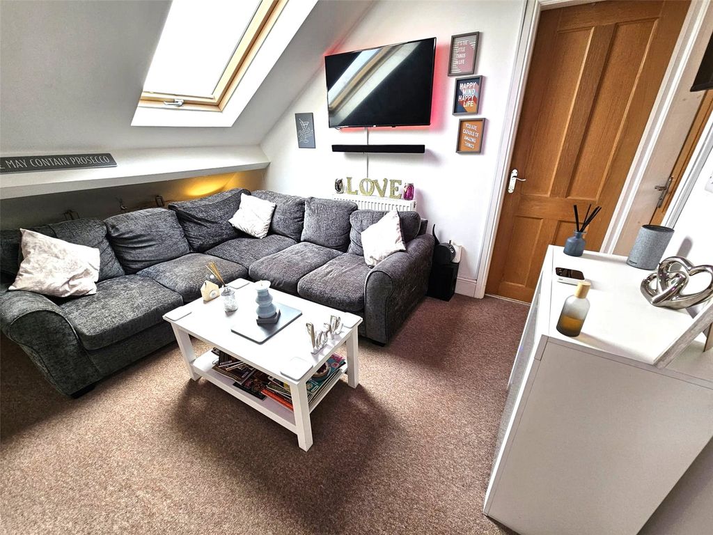 Property photo 3 of 6 Picture No. 03