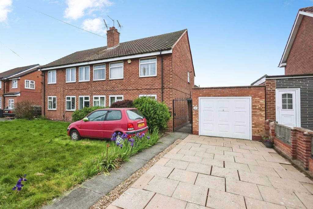 Property photo 1 of 11