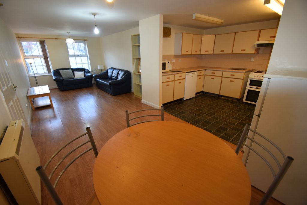 Property photo 2 of 9 Gallery