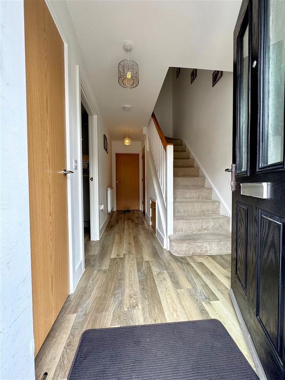 Property photo 3 of 15 Hallway.Jpg