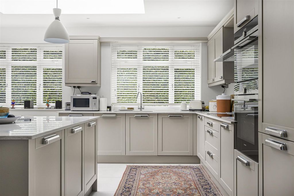 Property photo 3 of 28 57_59938.Jpg