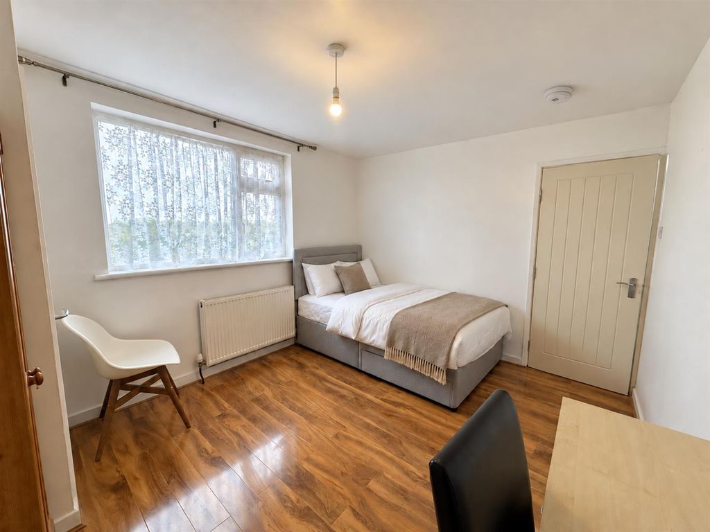 Property photo 2 of 6 13.Png