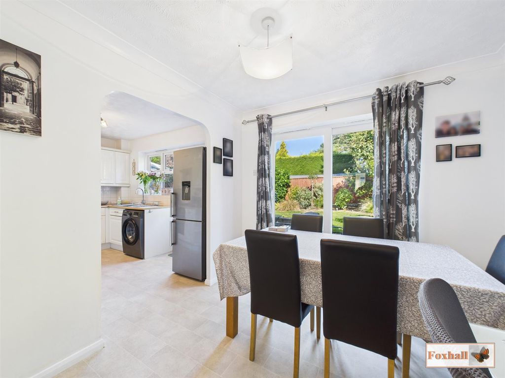 Property photo 2 of 23 Dining Room