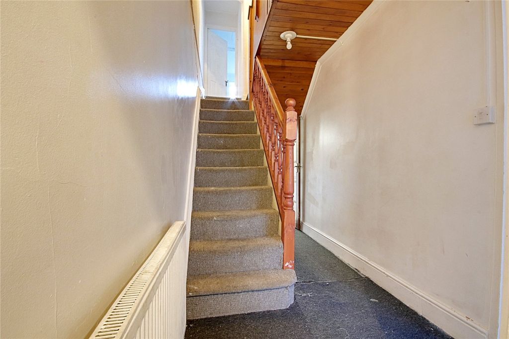 Property photo 3 of 12 Picture No. 37