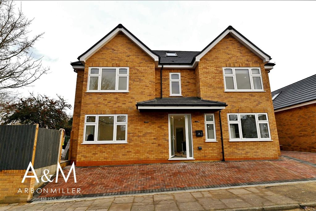 Property photo 1 of 9 10.Jpg