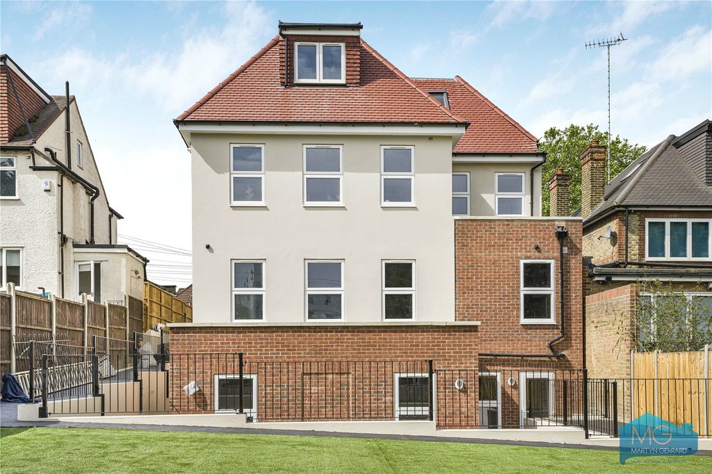 Property photo 3 of 19 Picture No. 03