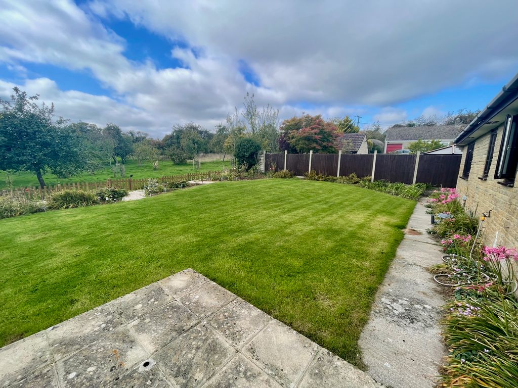 Property photo 2 of 8 Rear Garden