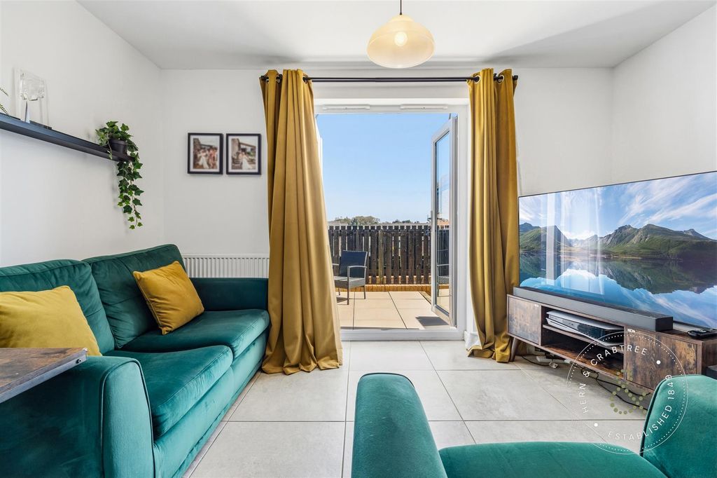 Property photo 3 of 33 Heol Williams-21.Jpg