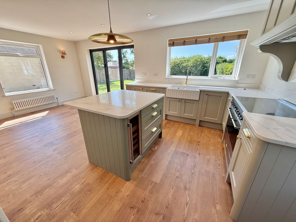 Property photo 2 of 20 65 North Lane Kitchen 1