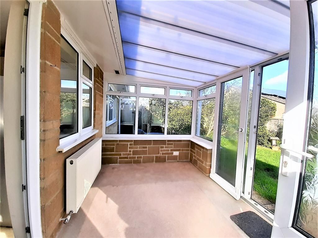 Property photo 2 of 8 Conservatory