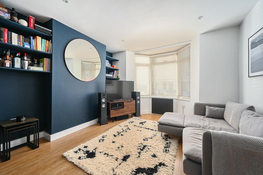 Property photo 1 of 19