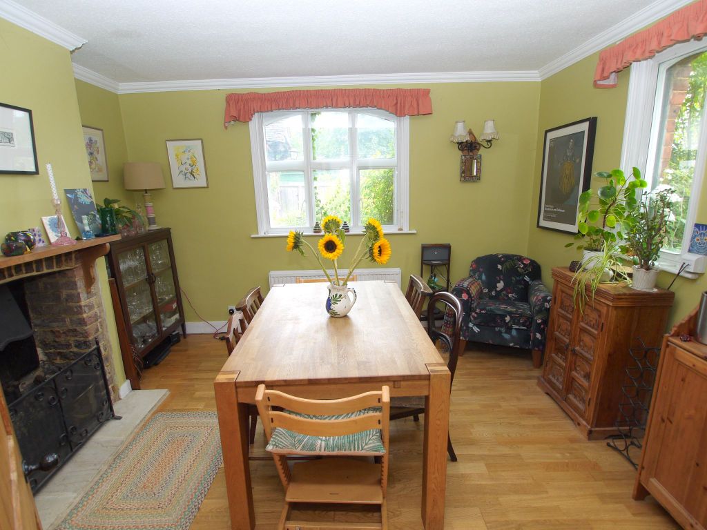 Property photo 3 of 12 Photograph 5
