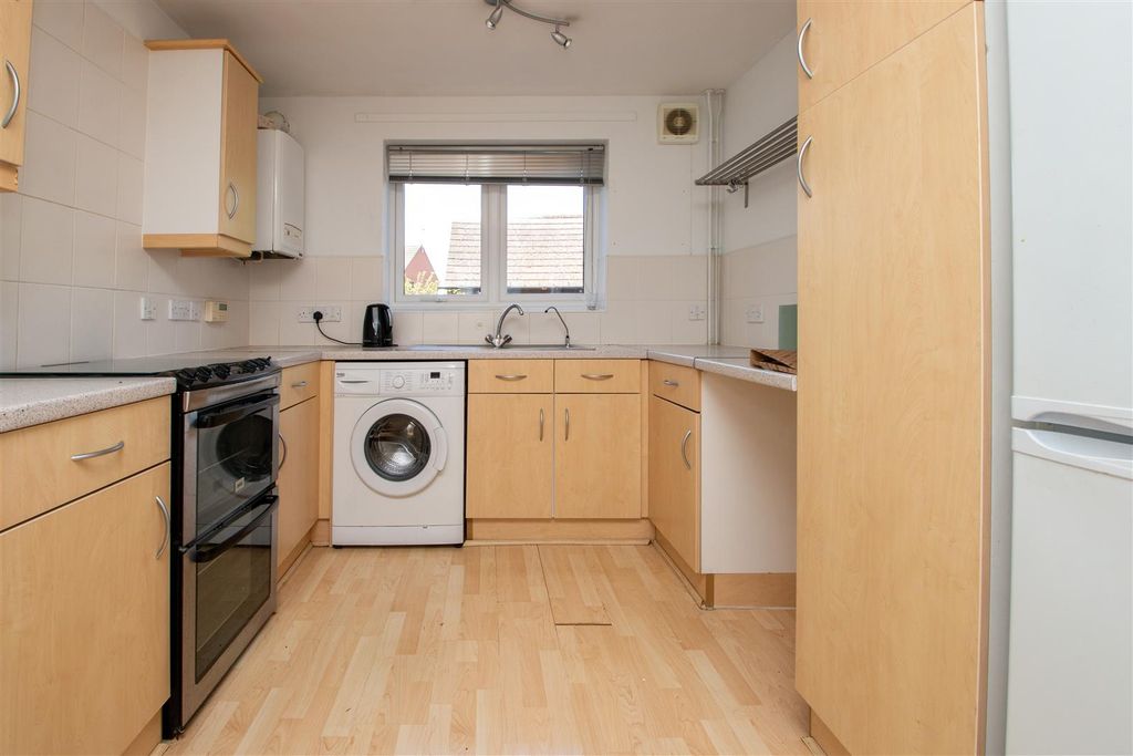 Property photo 3 of 13 21Swan_3.Jpg