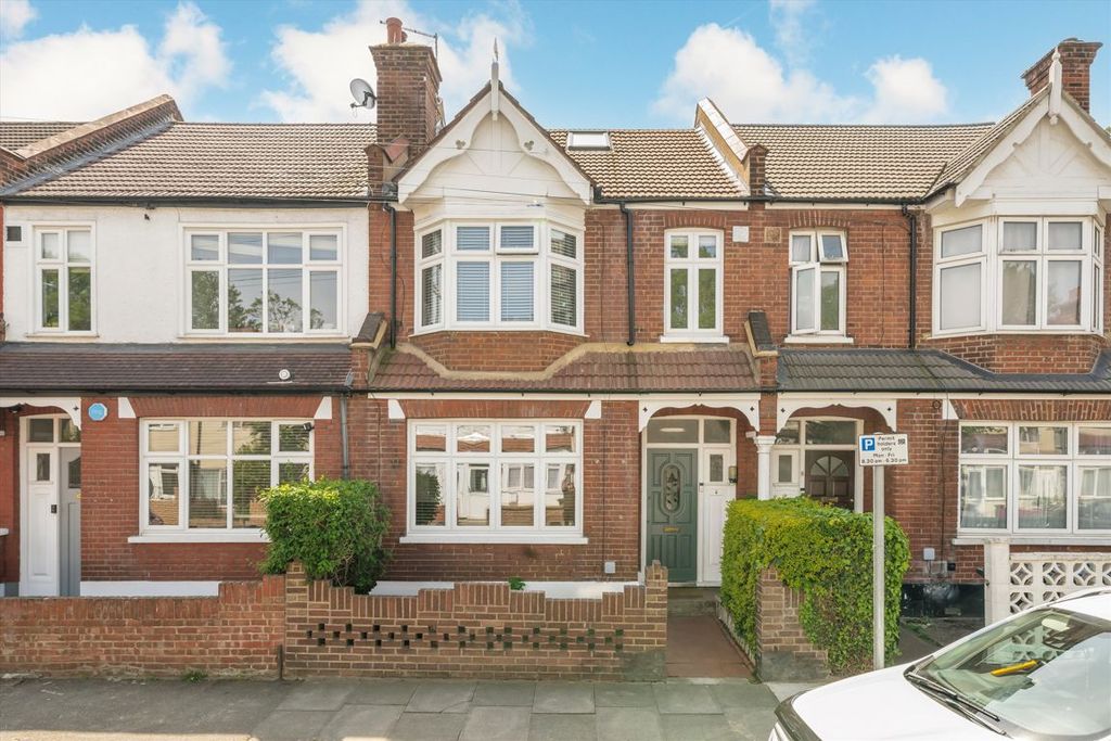Property photo 2 of 13