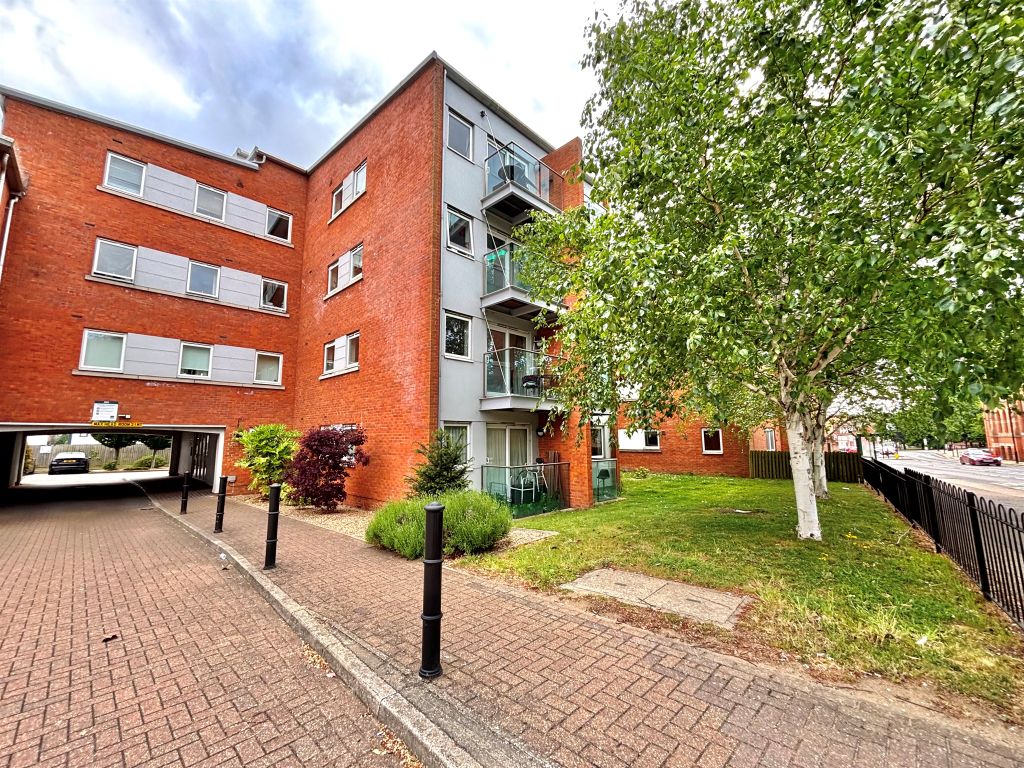 Property photo 1 of 13