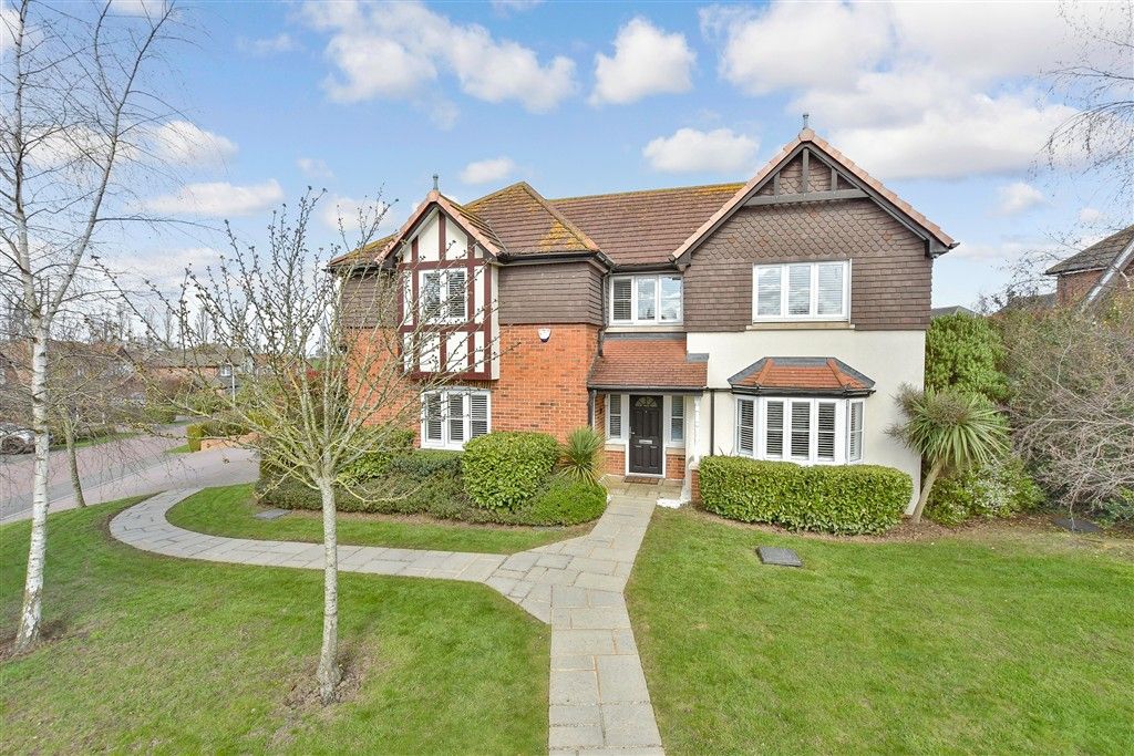 Property photo 2 of 18 External (Web)