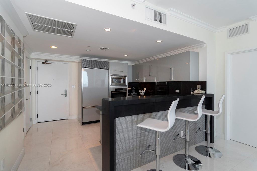 Property photo 2 of 40 <Alttext/>