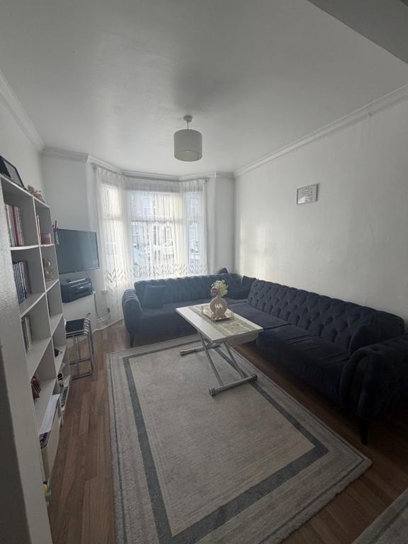 Property photo 2 of 10 Gallery