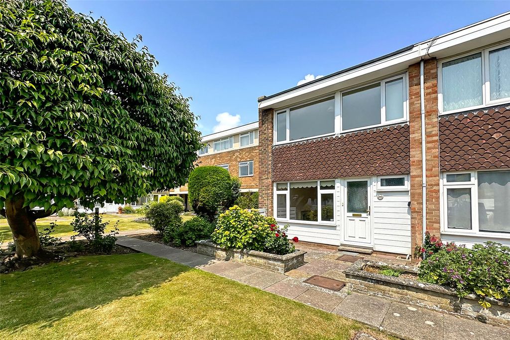 Property photo 1 of 17 Picture No. 16