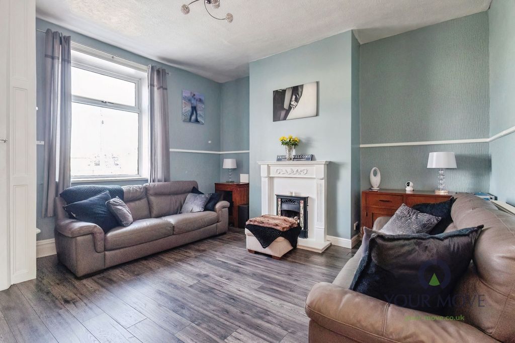Property photo 2 of 12 Pbox-Img.Jpg