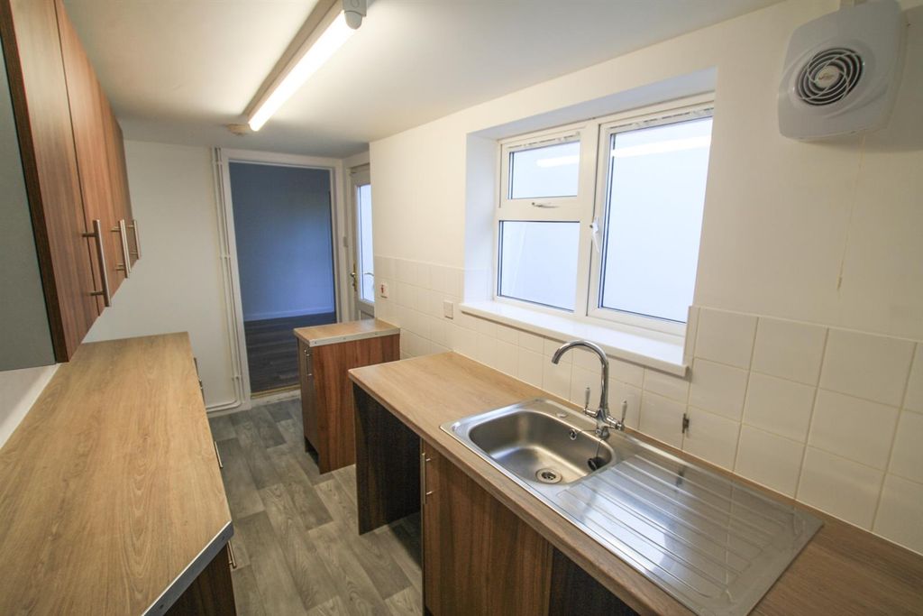 Property photo 3 of 9 Img_1692.Jpg