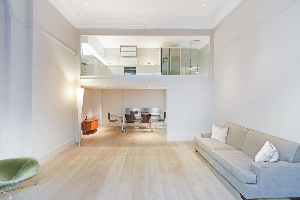 Property photo 3 of 14 Living Room