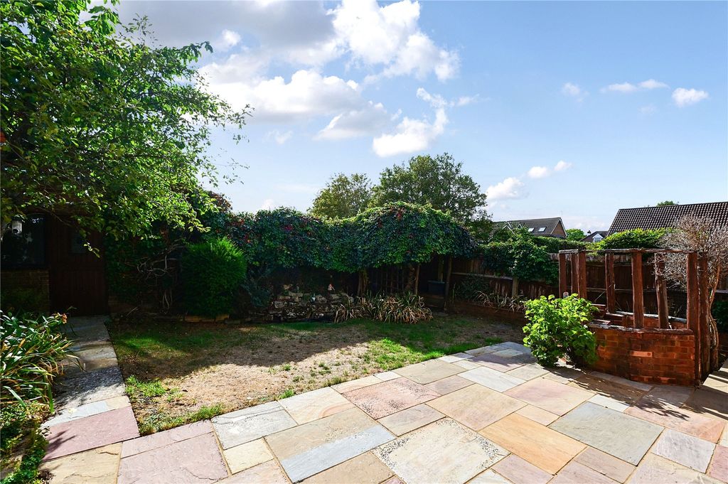 Property photo 3 of 12 Picture No. 10