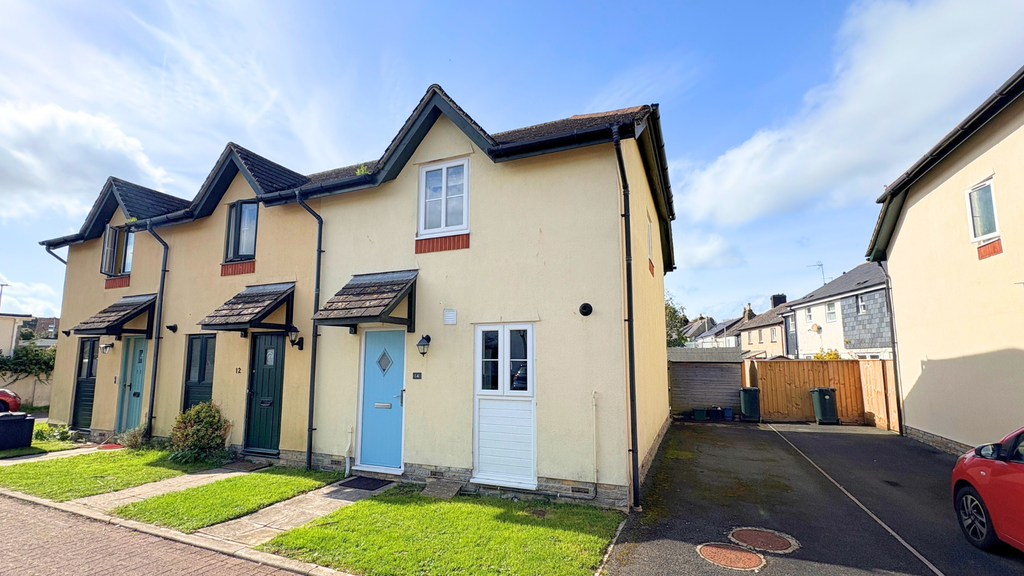 Property photo 1 of 12