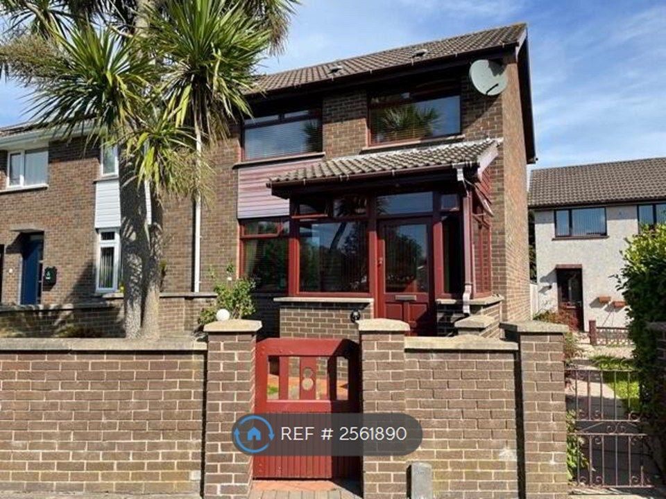 Property photo 1 of 10 Frontal