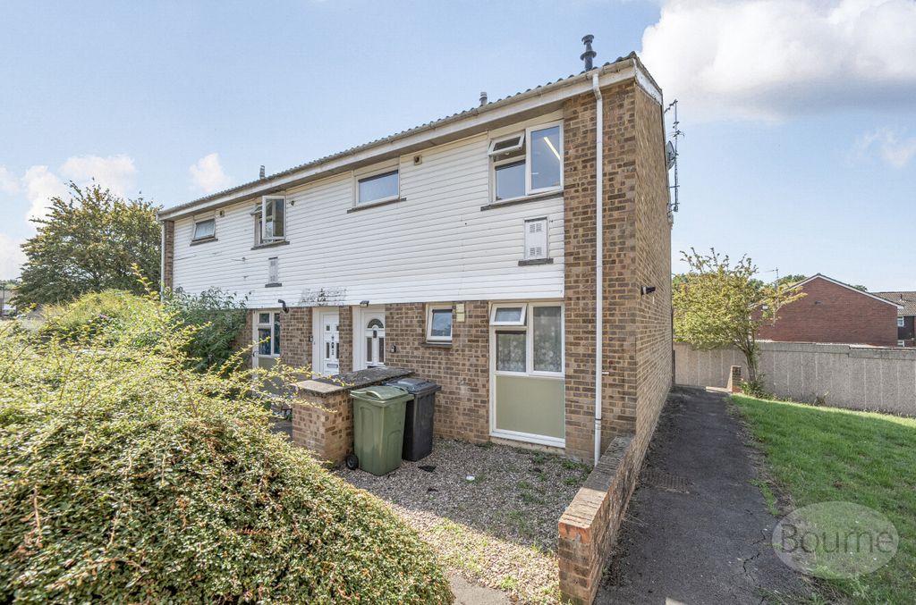 Property photo 1 of 19 Aa04555F-77dc-4ce...