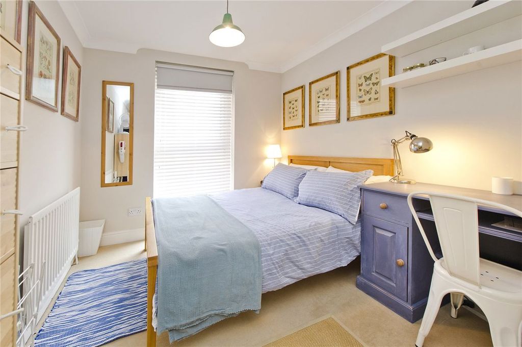 Property photo 3 of 7