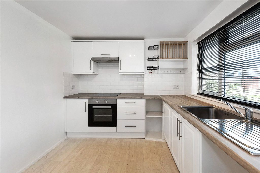 Property photo 2 of 15 Picture No. 05