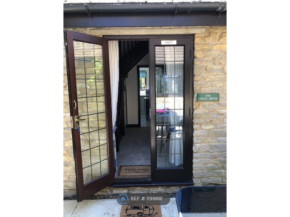 Property photo 1 of 10 Main Entrance