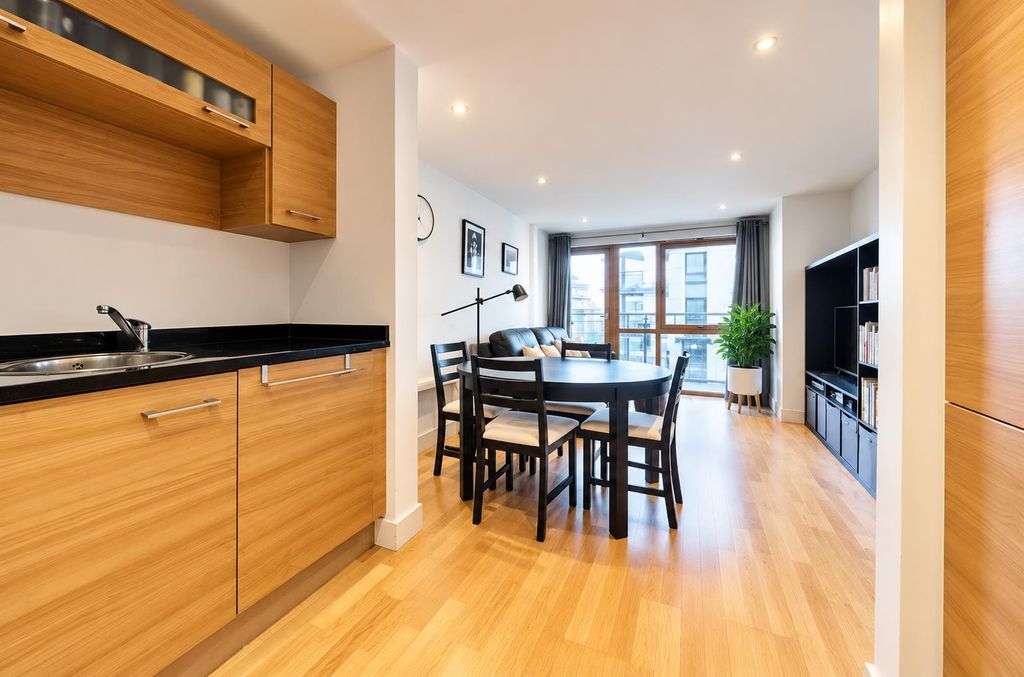 Property photo 3 of 9 3Bfb74c6-807B-463A-9E17-Bdc5d780c4E2.Png