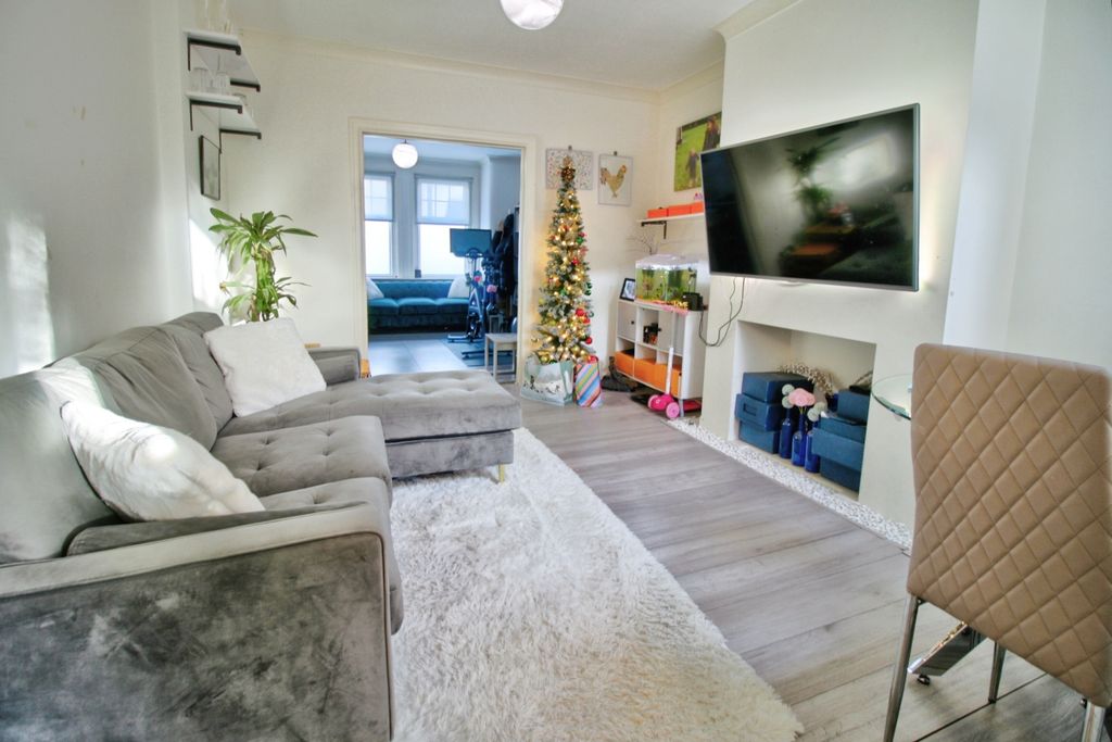 Property photo 2 of 15 Photo #2