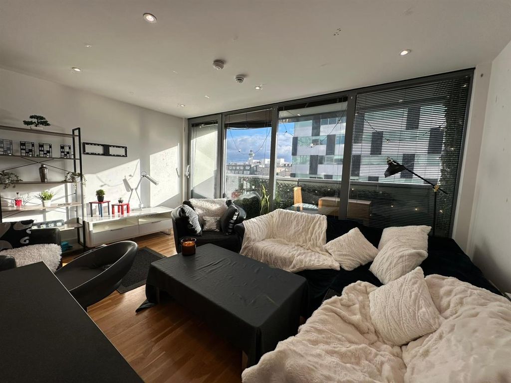 Property photo 2 of 21 Photo-2025-11-24-12-28-03.Jpg