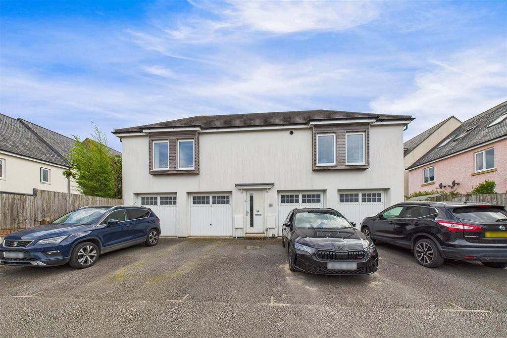 Property photo 1 of 13 Cavendish Crescent