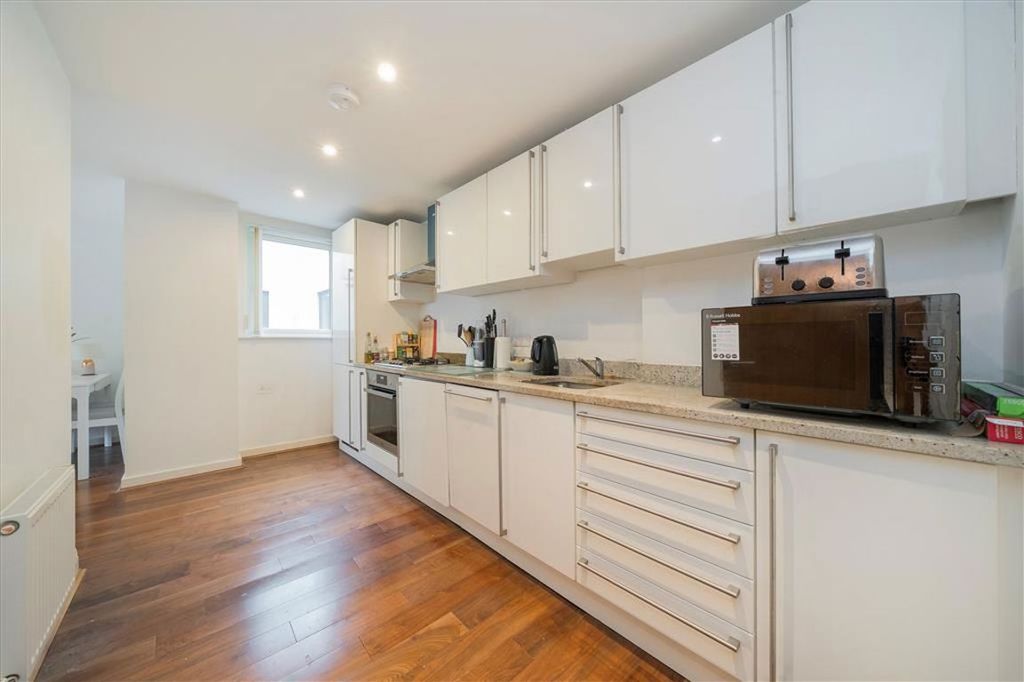 Property photo 3 of 8