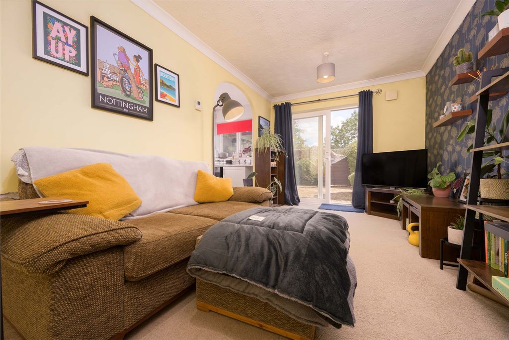 Property photo 2 of 6