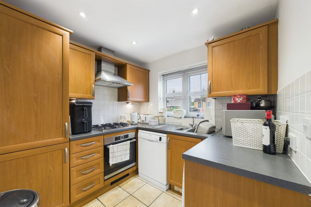 Property photo 2 of 10 Picture No. 03