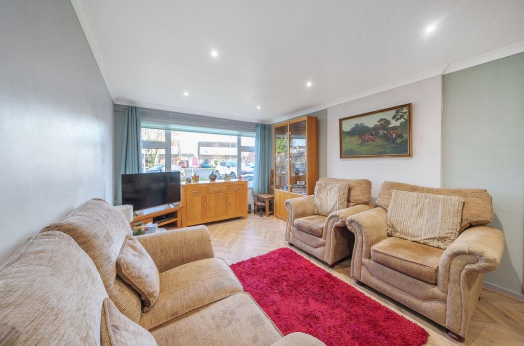 Property photo 3 of 13 1219166 (2)