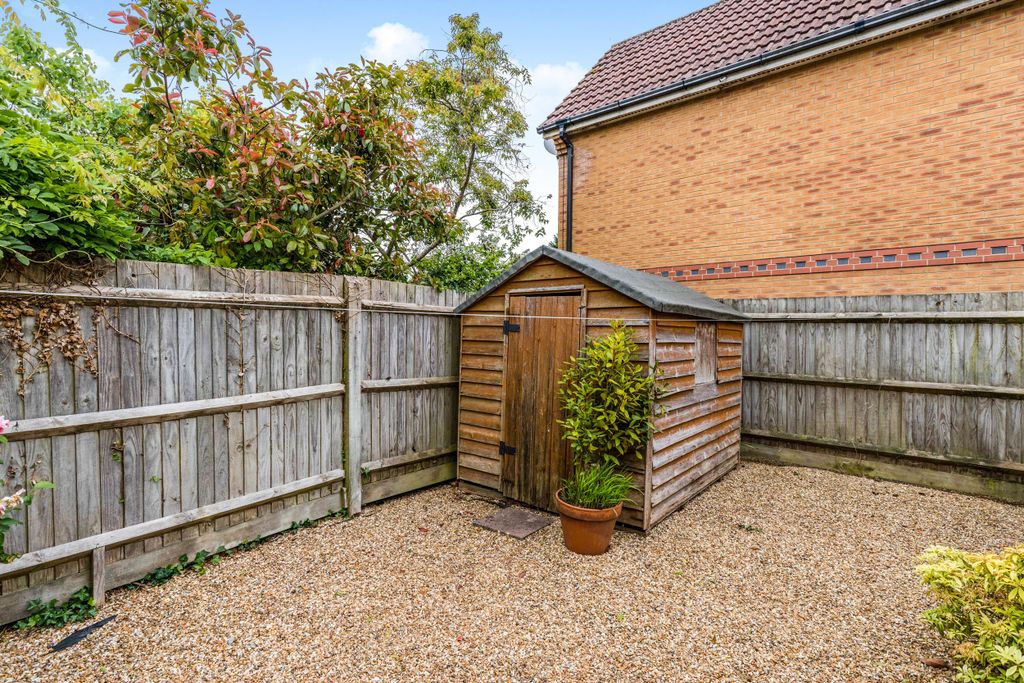 Property photo 3 of 10 86245878-E39F-4Ad3-8